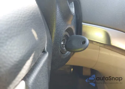 2010 Honda Accord 2.4 Ex-L из США, поврежденный, VIN 1HGCP2F86AA064929